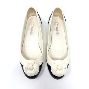 Chanel CC Camellia Flower Leather Ballet Flats EU 39